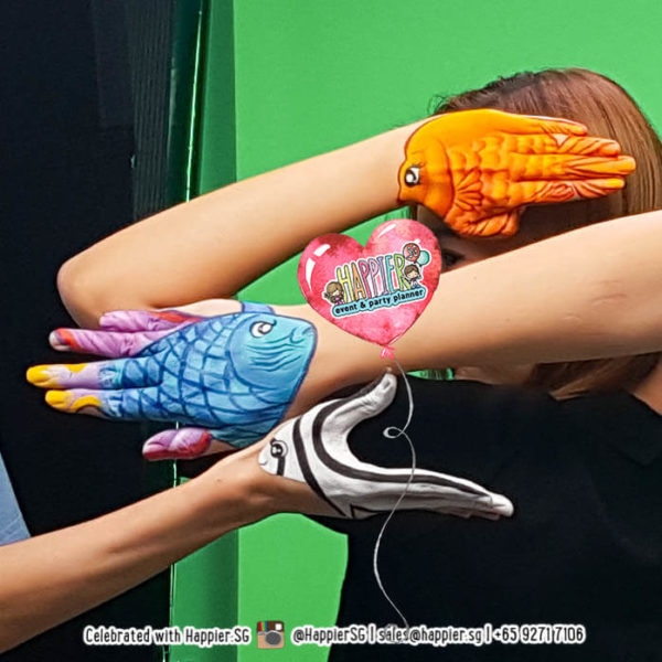 Hand Art Painting Makeup Artist