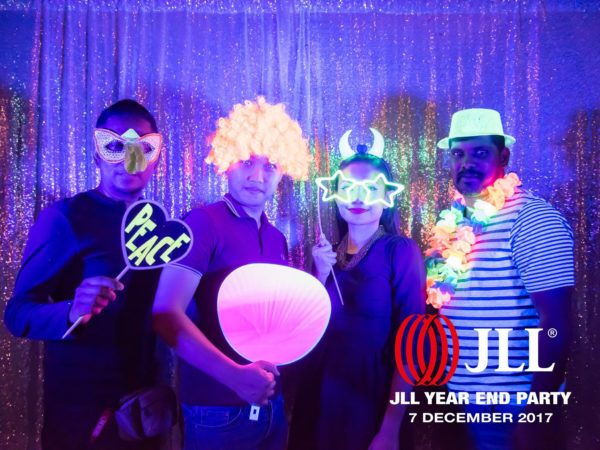 Glow in the Dark UV Photo Booth