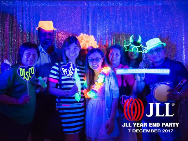 Glow in the Dark UV Photo Booth