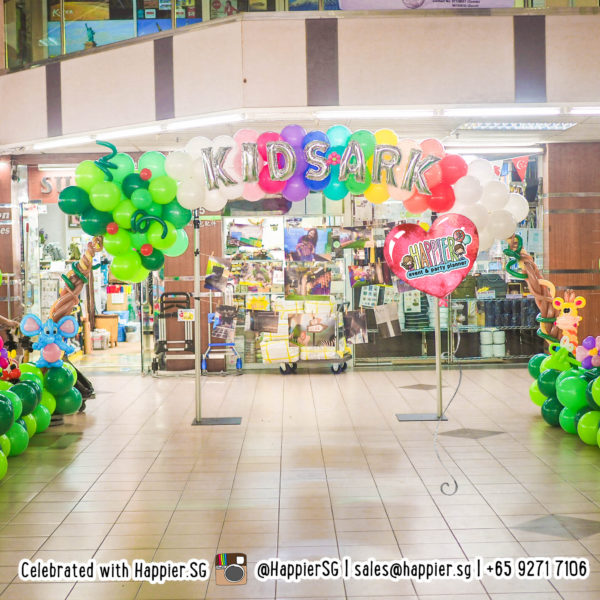 Safari animal balloon arch